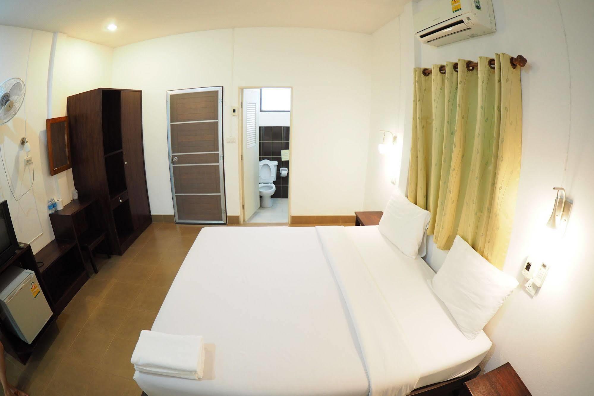 Wandee Bed & Breakfast Khao Lak Zewnętrze zdjęcie